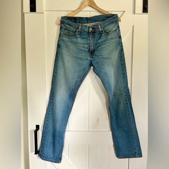 Levi’s Jeans 👖 - Picture 2 of 3